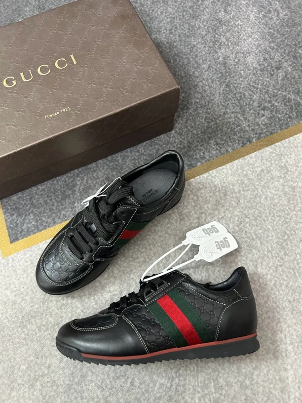 99新 GUCCI/古驰 黑色满印休闲鞋三六码