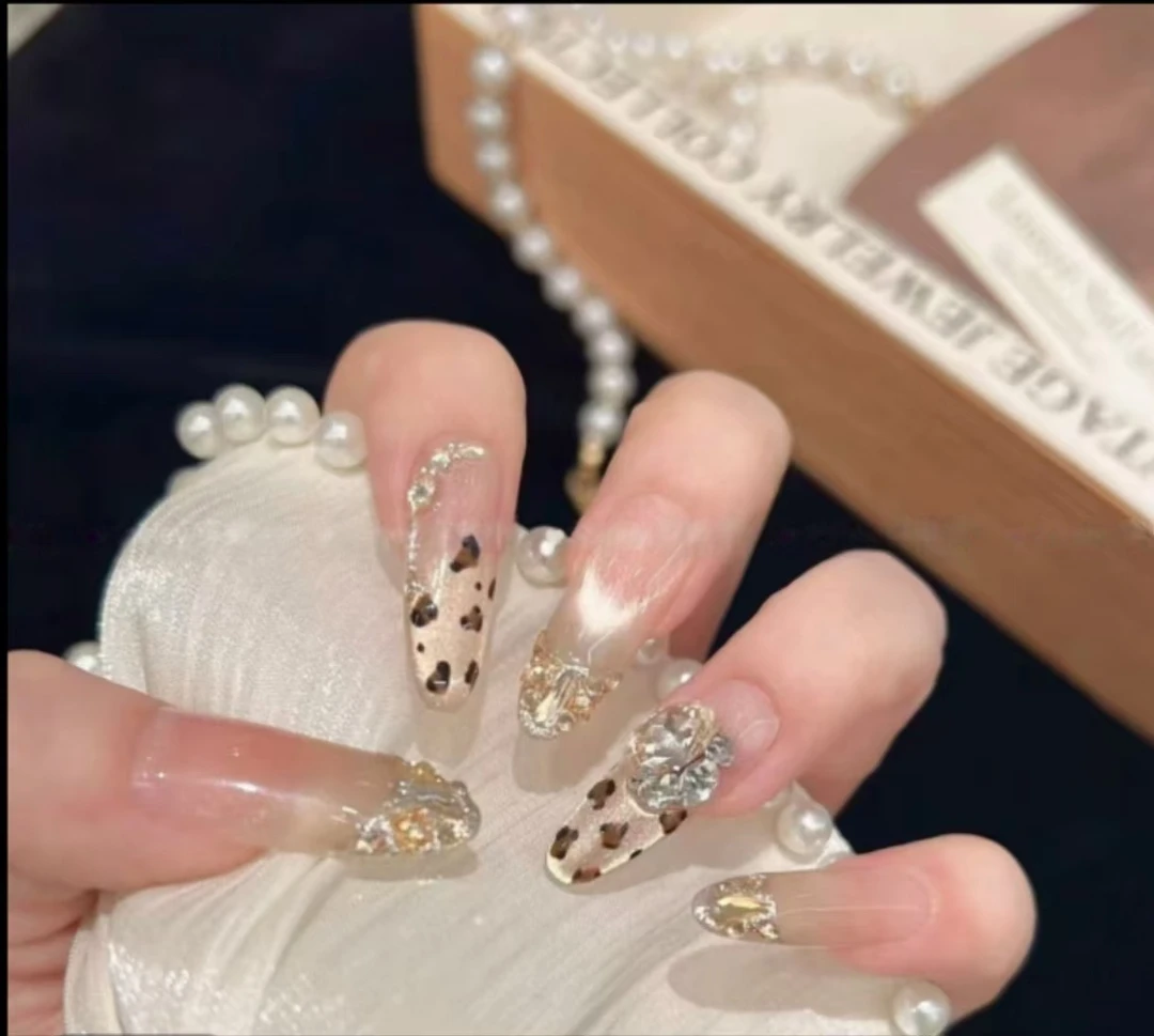 【金秋金钱豹】手工穿戴甲10片装满钻猫眼宠粉爆款气质手工甲