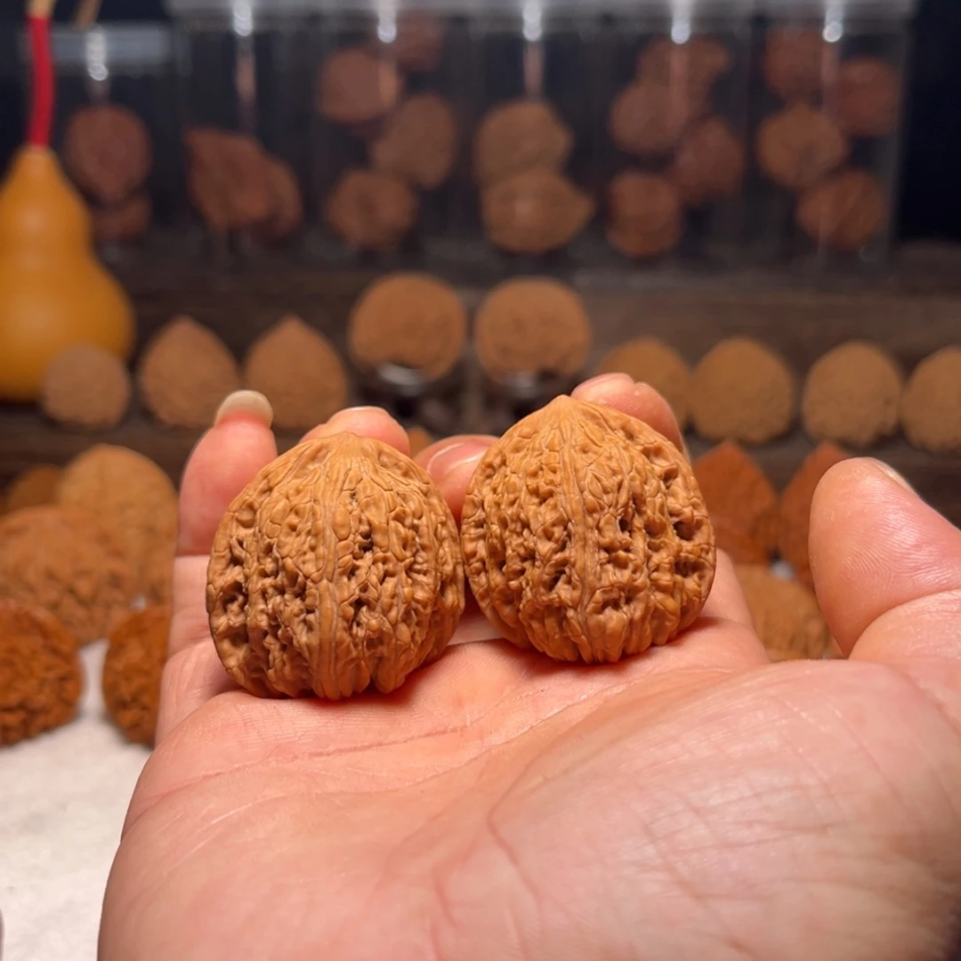 吊坠文玩核桃红玛瑙