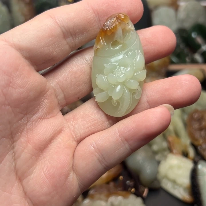 未镶嵌和田玉挂件
