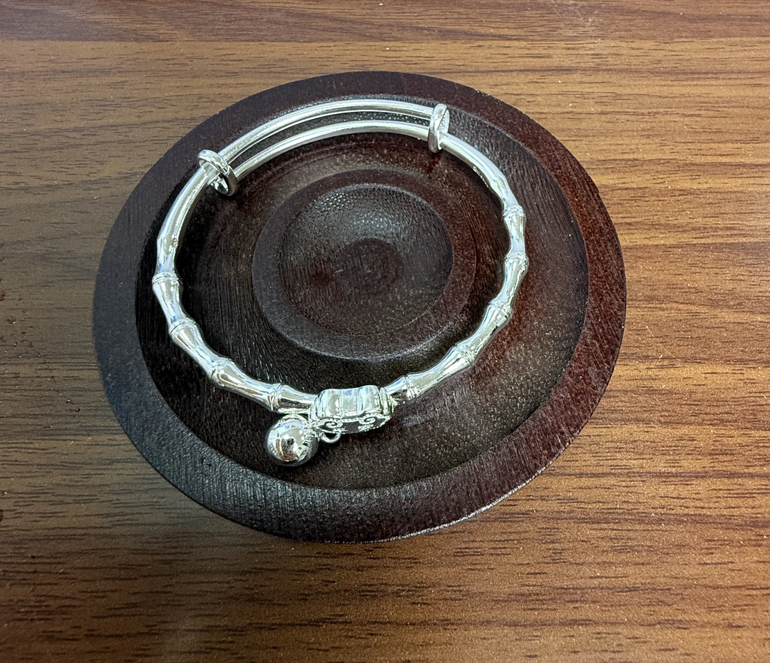 足银银制品 S004 竹抱平安手镯 推拉 直播间选款时尚百搭精美手镯