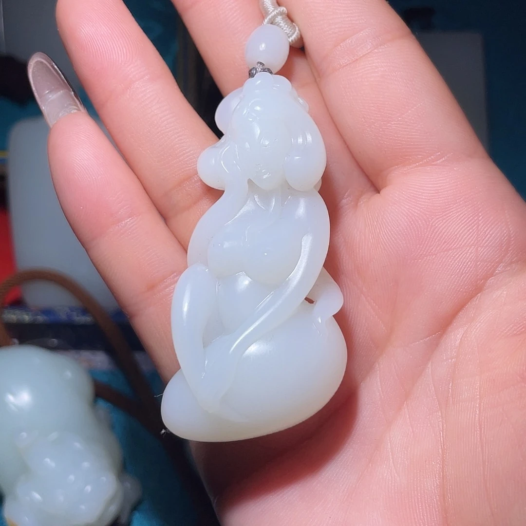 未镶嵌和田玉挂件