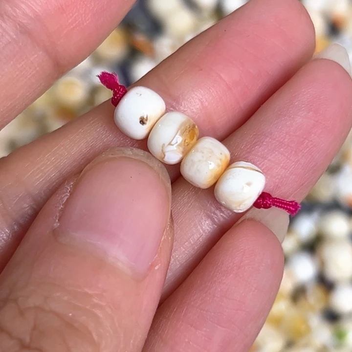 未镶嵌蜜蜡裸石6.2mm一组