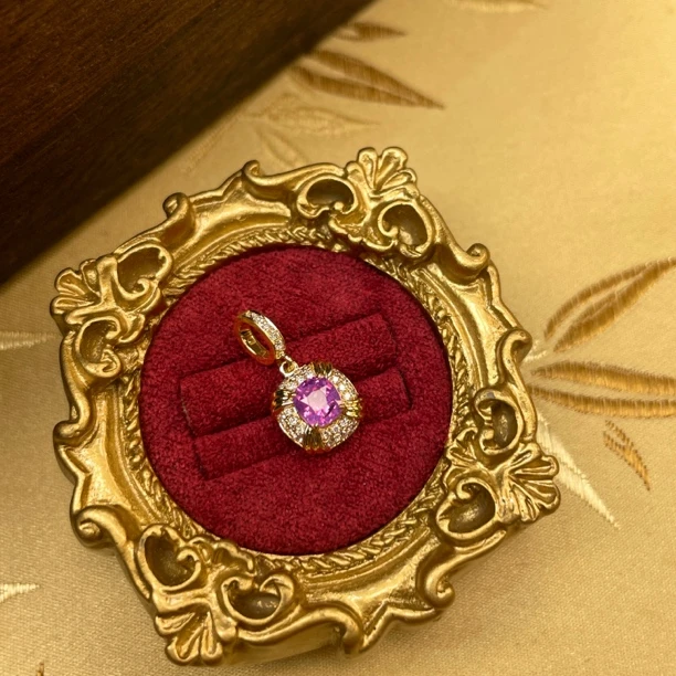 18k金粉蓝宝钻石吊坠