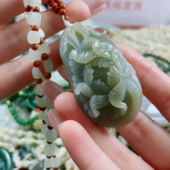 未镶嵌和田玉挂件