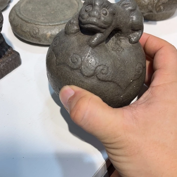 净***心石材狮子权青石绿豆青