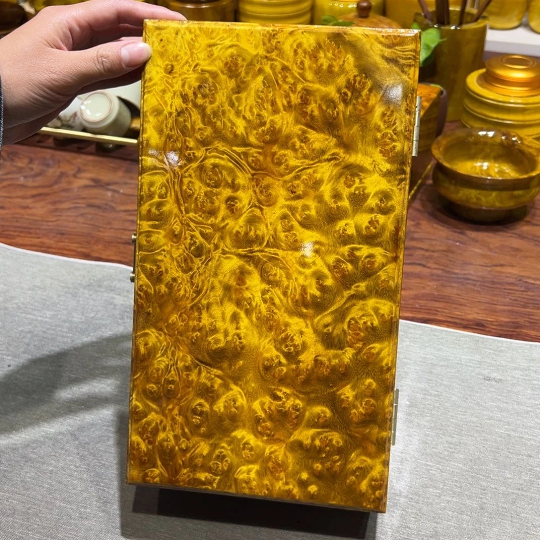 老***，d g h j j g d g b h f