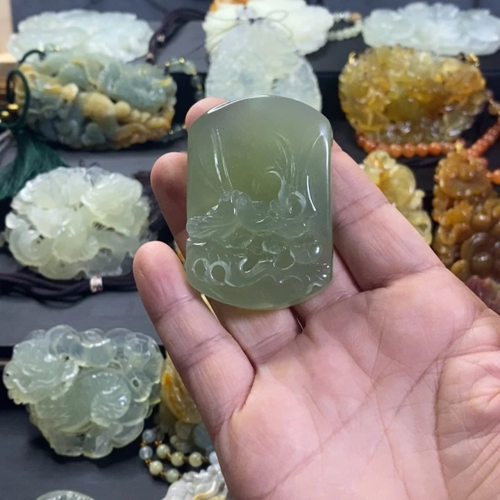 岫玉未镶嵌项链毛衣链