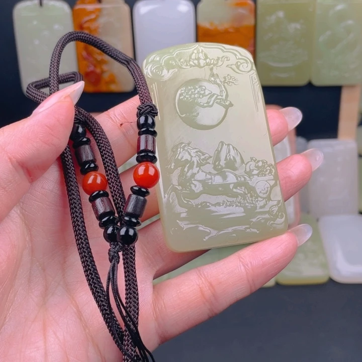 笑**往新疆昆仑山料，一物一拍