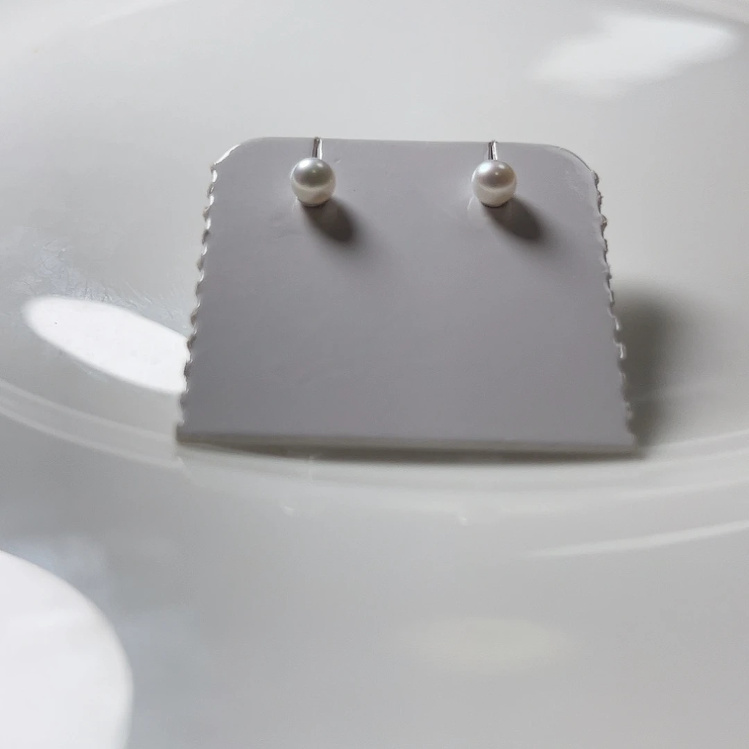 未镶嵌淡水珍珠颈饰4.4左右极光耳饰