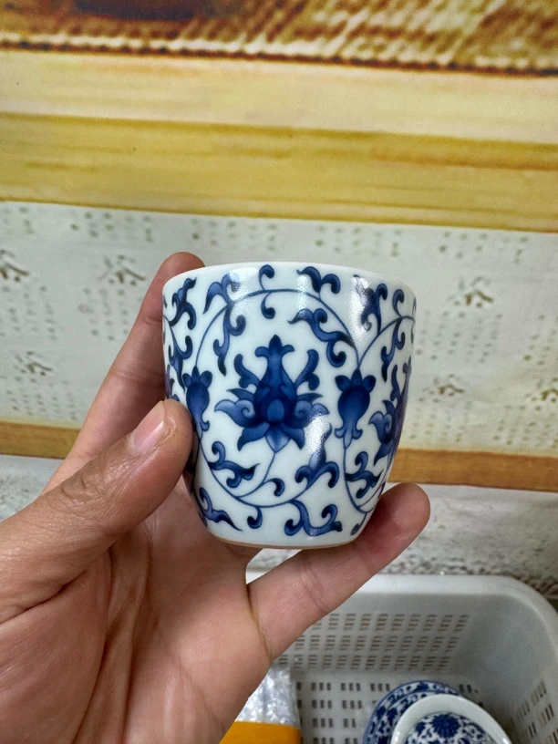 景德镇青花缠枝莲手雷杯70cc
