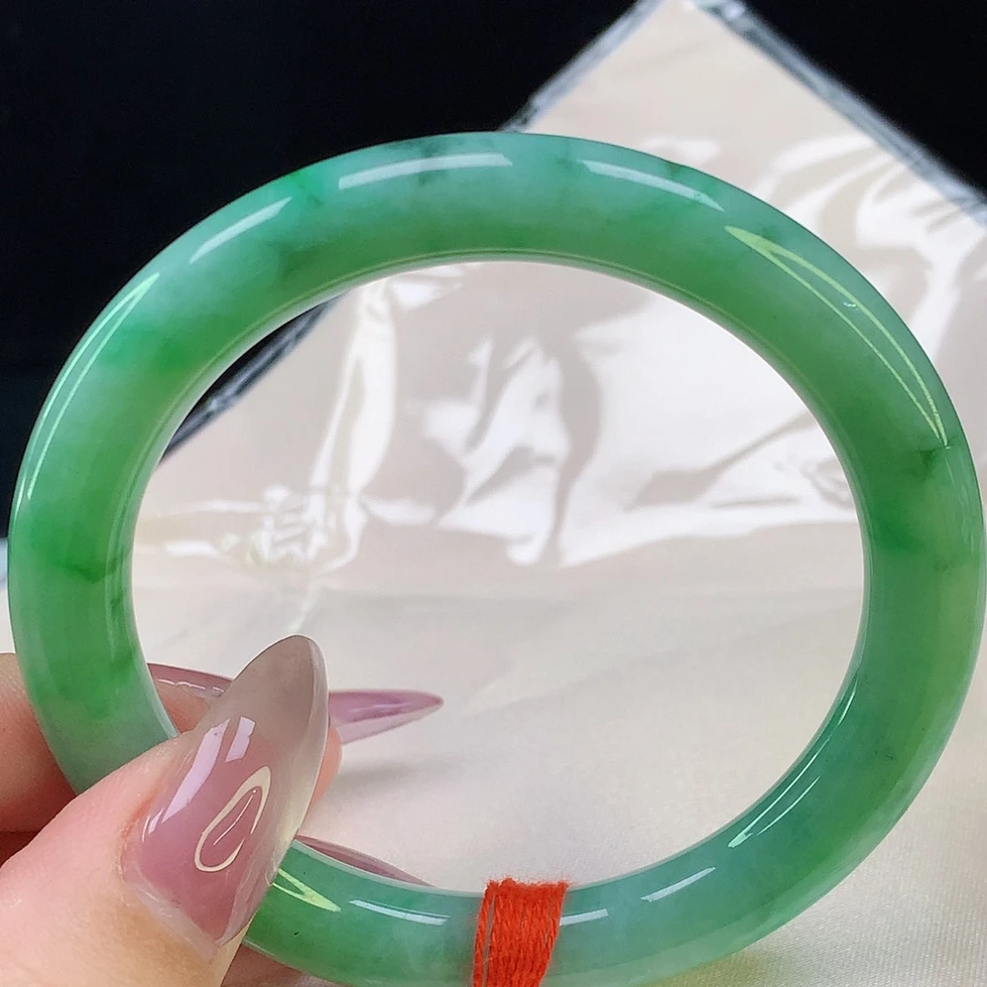 翡翠手镯未镶嵌天然翡翠9030