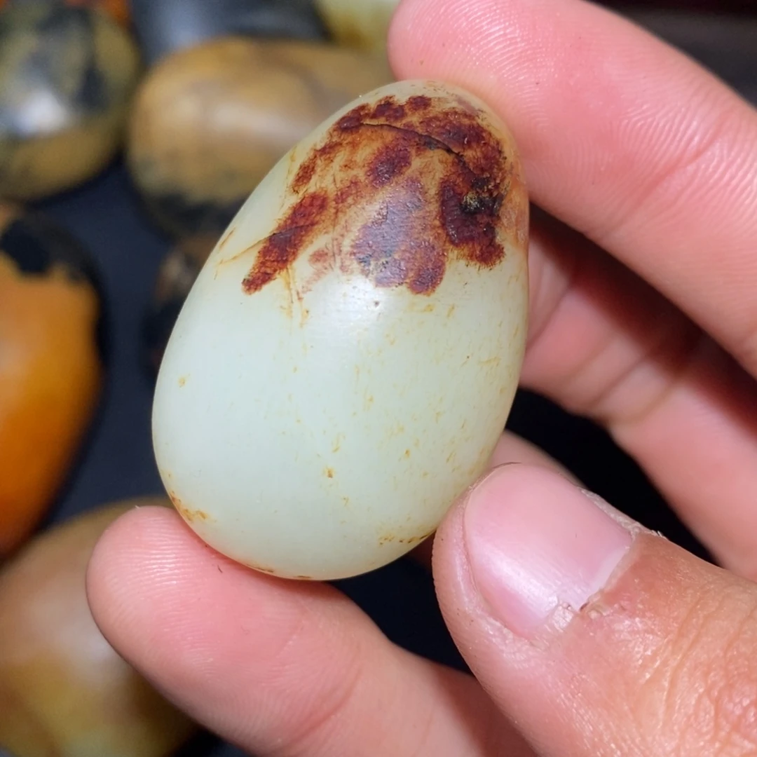 和田玉未镶嵌珠宝奇石