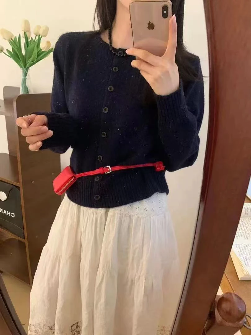 8896圆领针织开衫秋冬新款简约风韩版百搭显瘦上衣女