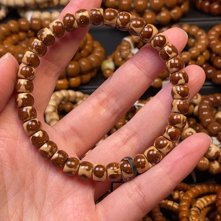 紫金鼠手串纯肉实心花皮弧切尺寸8×5.7