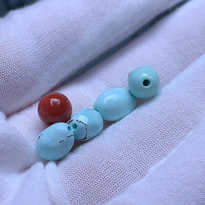 南红玛瑙未镶嵌珠宝奇石