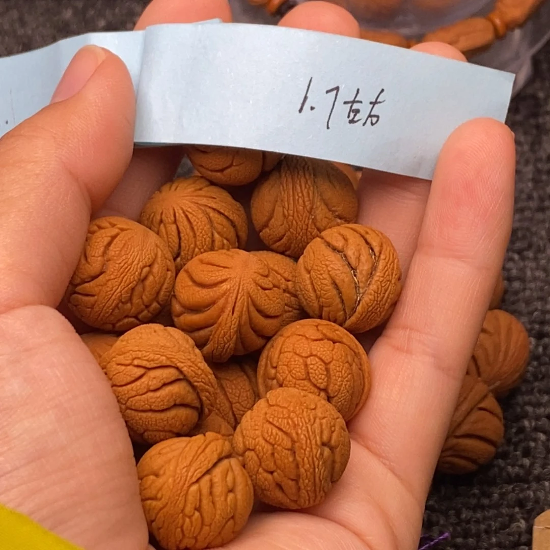 秦岭山脉龙纹桃核 14