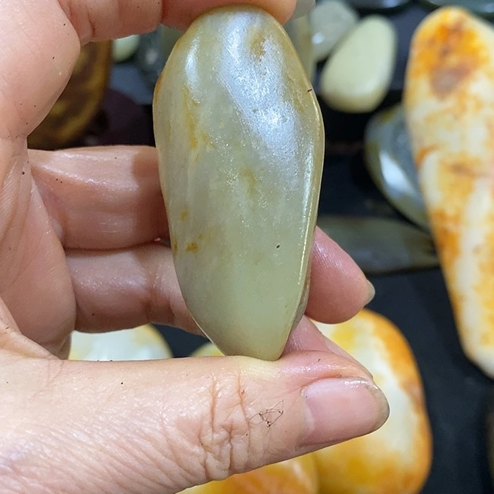 未镶嵌和田玉（糖玉）挂件