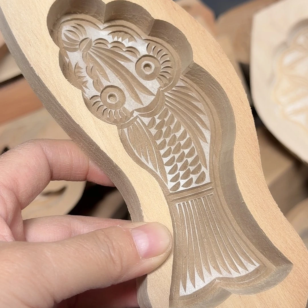 梨木精雕小鲤鱼模具特价