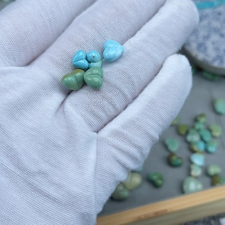 胡***壳绿松石未镶嵌其他