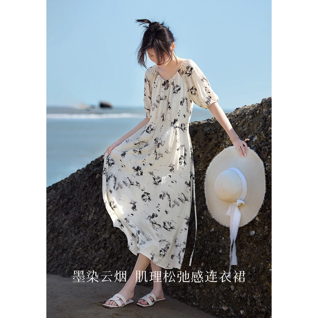 XWI/欣未烟云墨染肌理感松弛连衣裙2025夏季串珠连衣裙10993