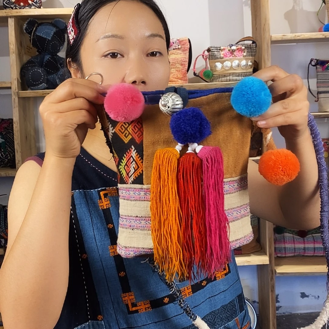 织绣手工制作工艺包包