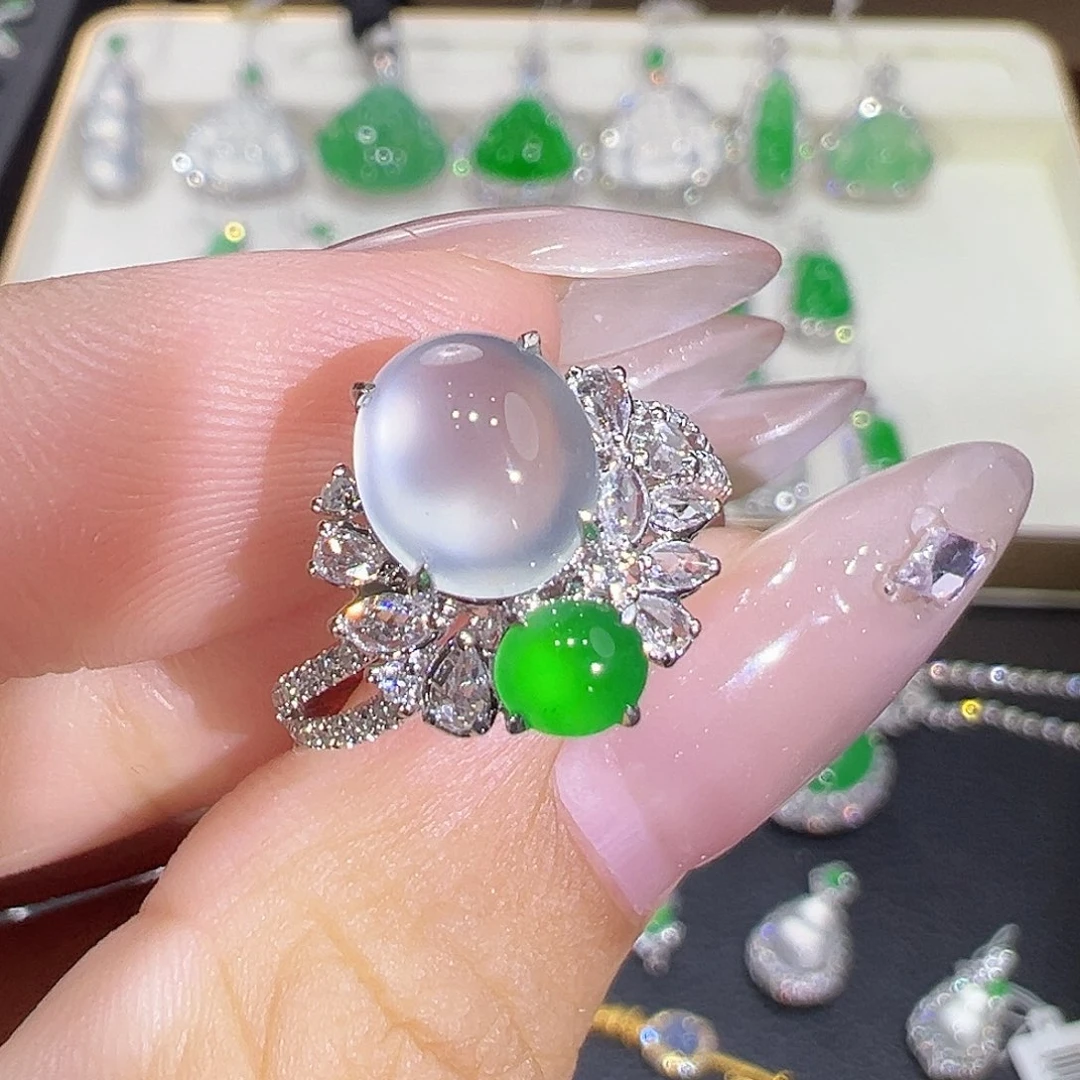 翡翠18K金镶嵌戒指翡翠