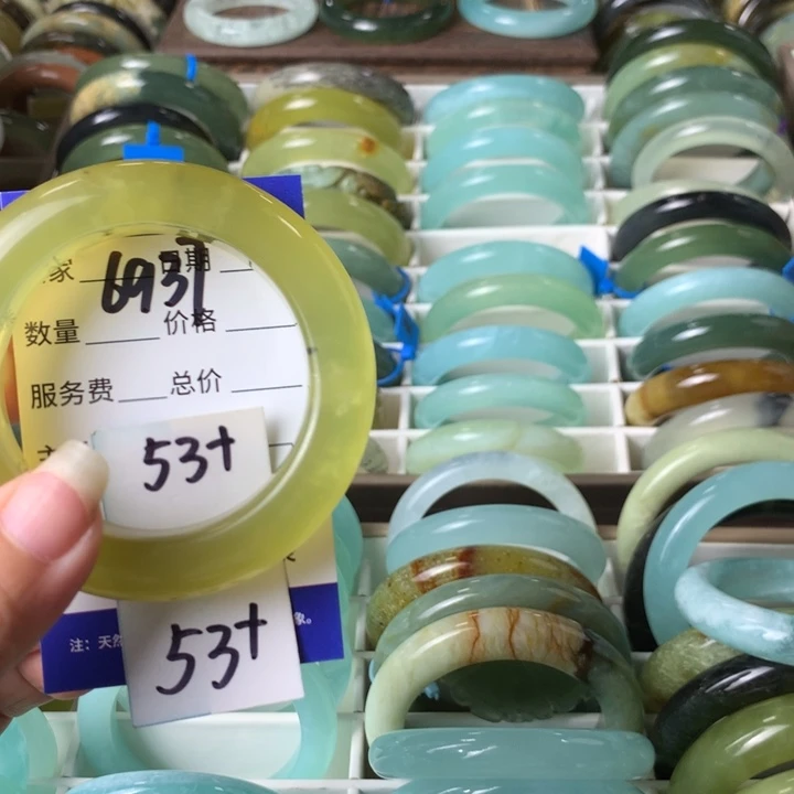 未镶嵌蛇纹石玉手镯6937