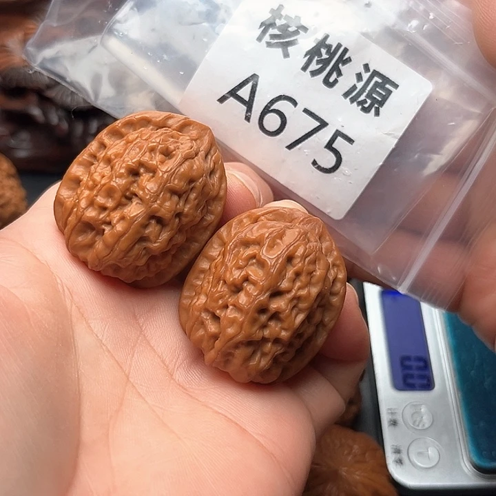 文玩核桃吊坠平谷霸王33