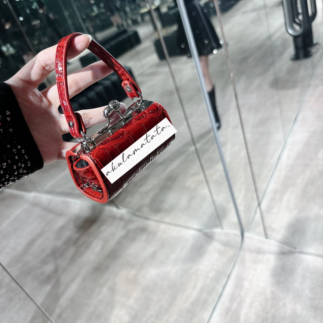 2025爆火手提小包包百搭精致气质时尚红色mini迷你包