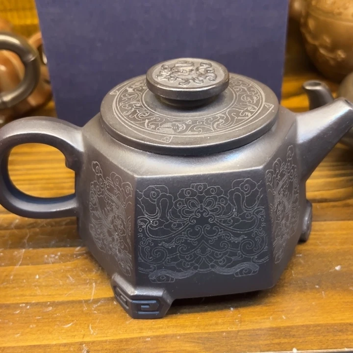 紫砂壶等艺术精品