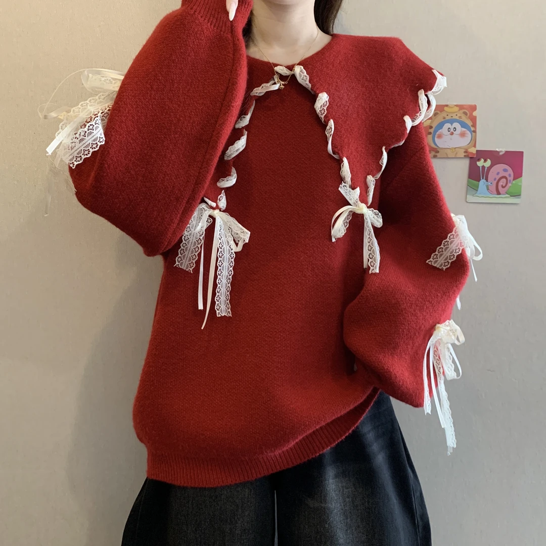 2026大码女装红色设计感翻领蕾丝系带宽松毛衣胖妹妹遮肚针织上衣