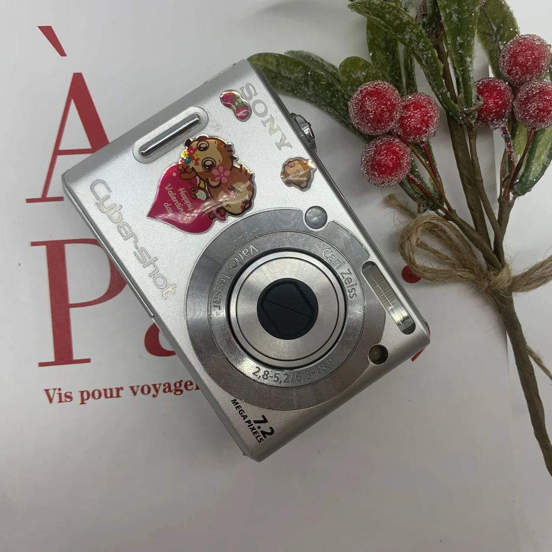 95新 Sony/索尼 W35 720万像素 3倍光学变焦（no退no换）