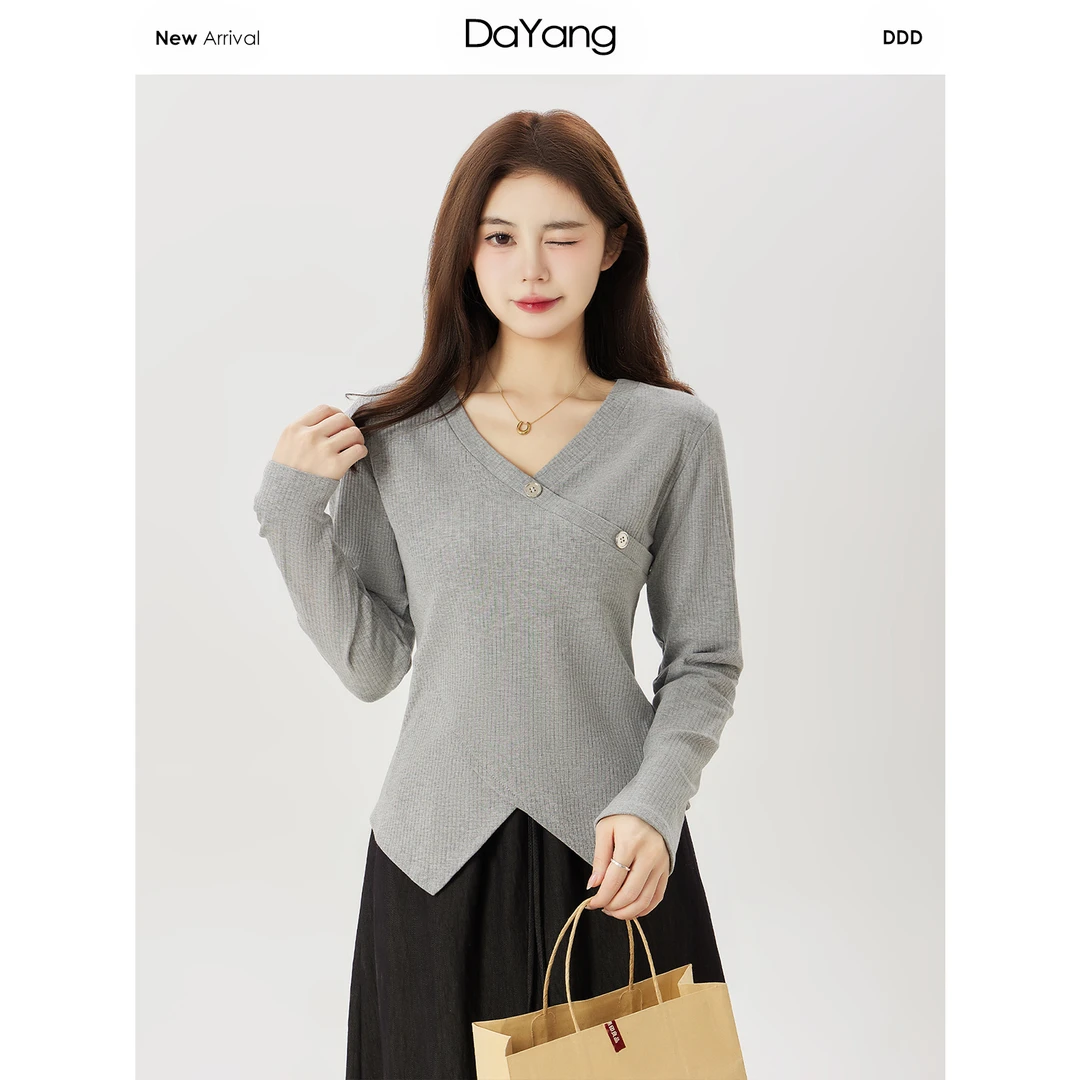 120斤的大杨 大码胖mm高级感长袖t恤女小个子v领收腰针织上衣春季