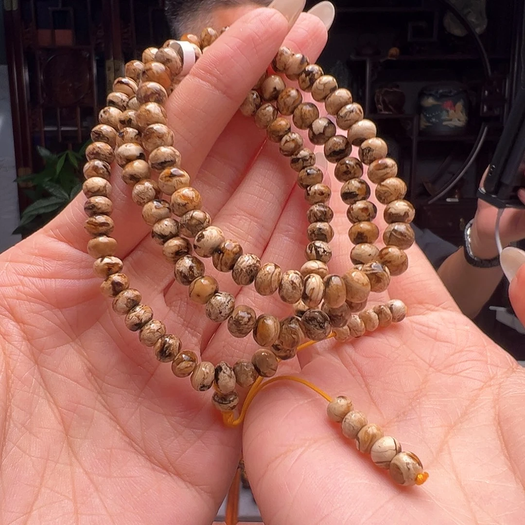 未镶嵌琥珀裸石抚顺琥珀20873六