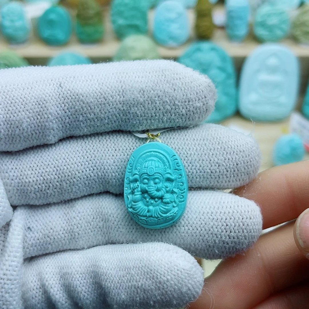 绿松石未镶嵌珠宝奇石