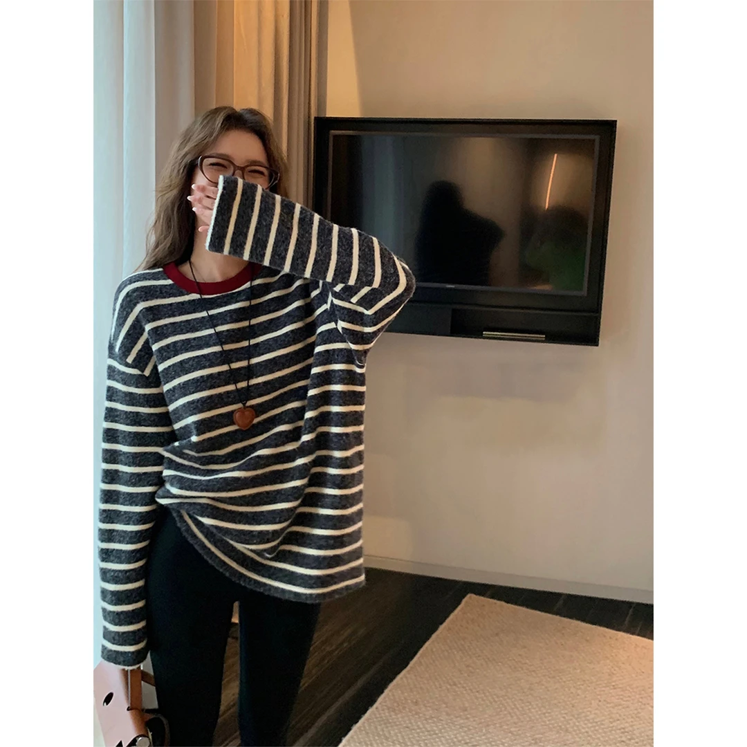 法式复古撞色条纹圆领长袖T恤女初秋新款慵懒风外穿设计感打底衫