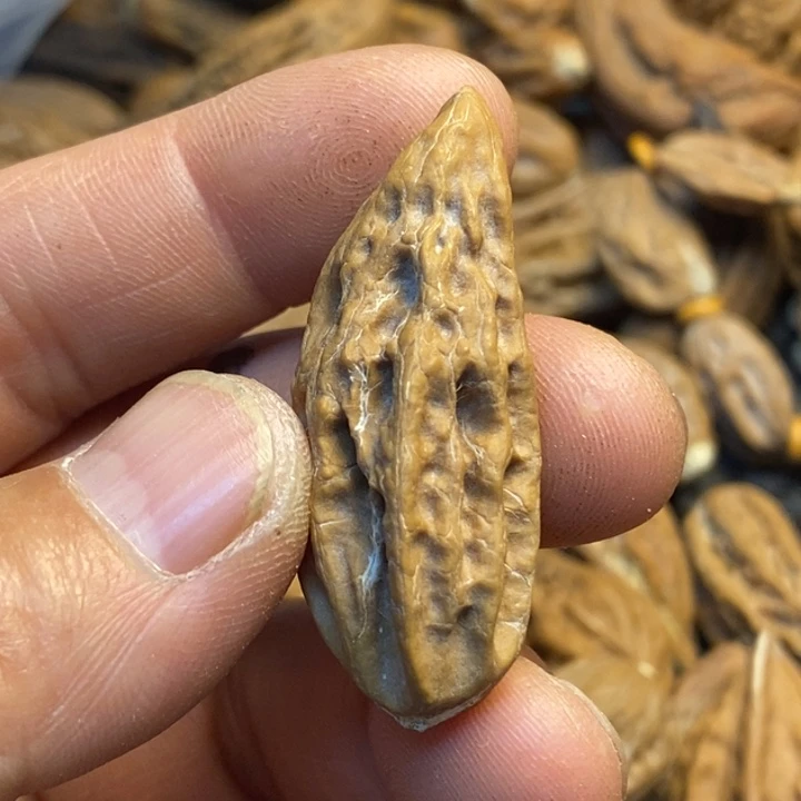 用***3文玩核桃吊坠娜姐147