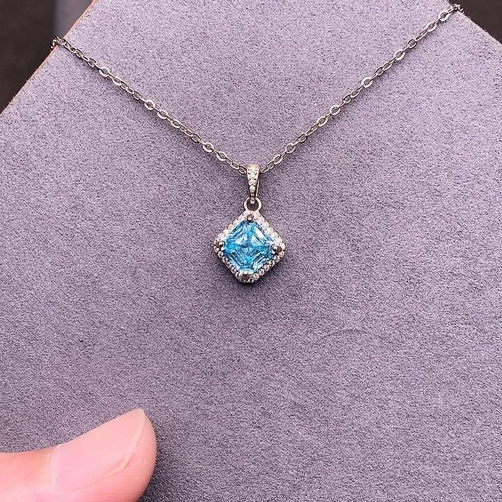 银S925镶嵌吊坠(赠链)海蓝宝石