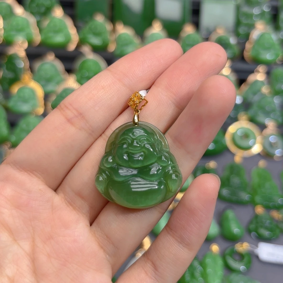 颈饰18K金镶嵌和田玉（碧玉）28m冰猫佛公