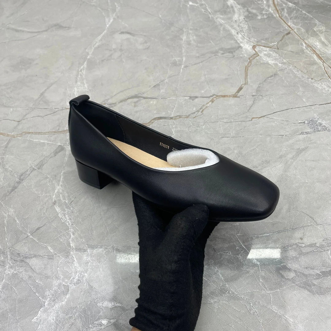 单鞋女 (羊皮)31031孤品c区35码
