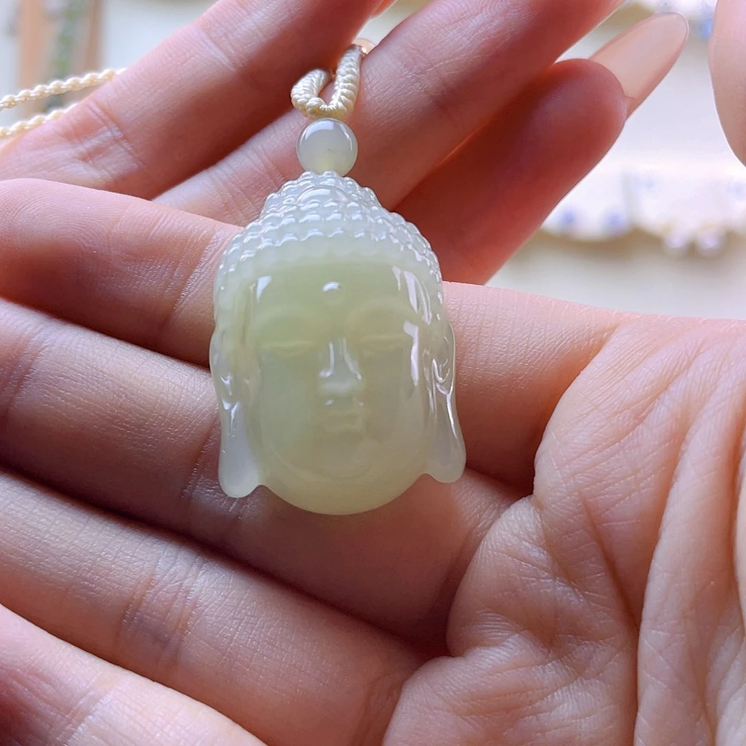 和田玉未镶嵌吊坠(赠链)一****妈