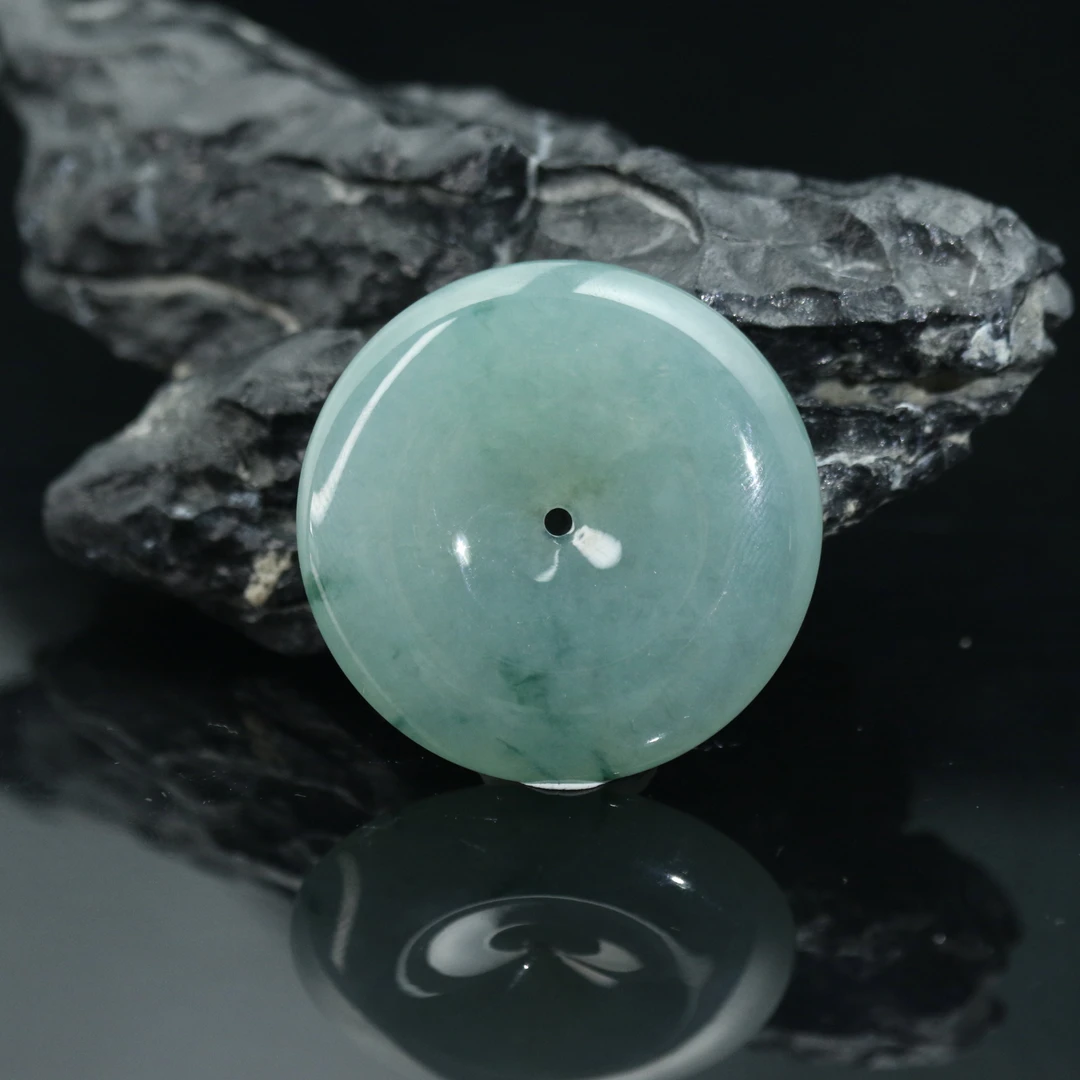 11天然缅甸翡翠A货平安扣/300478/上海嘉禾拍卖