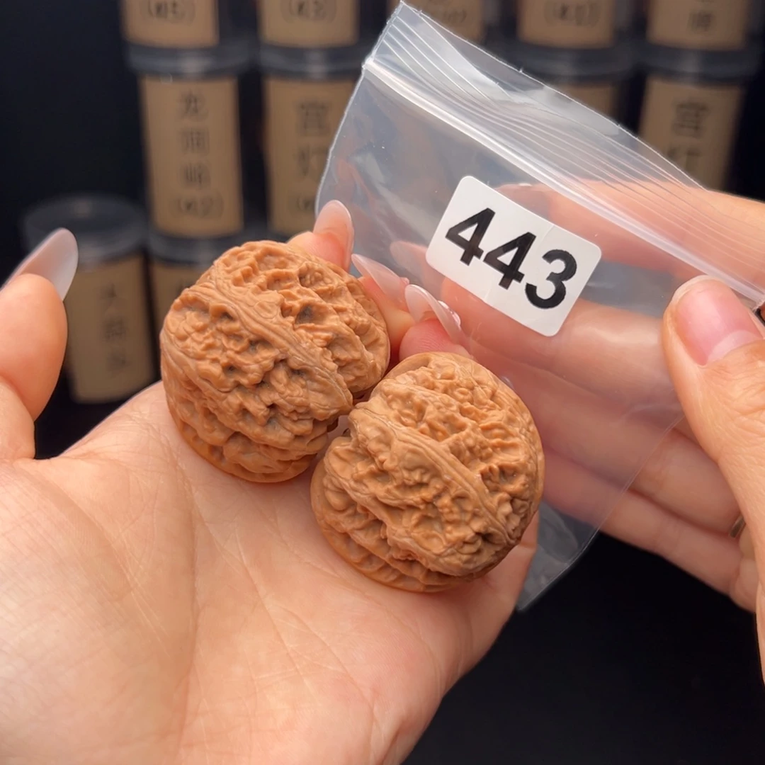 文玩核桃吊坠大粗筋43