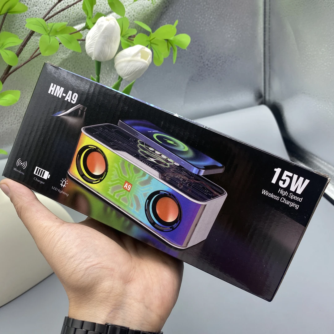 未使用  全新未拆HM-A9炫彩机甲蓝牙桌面音响（已主播讲解为准）