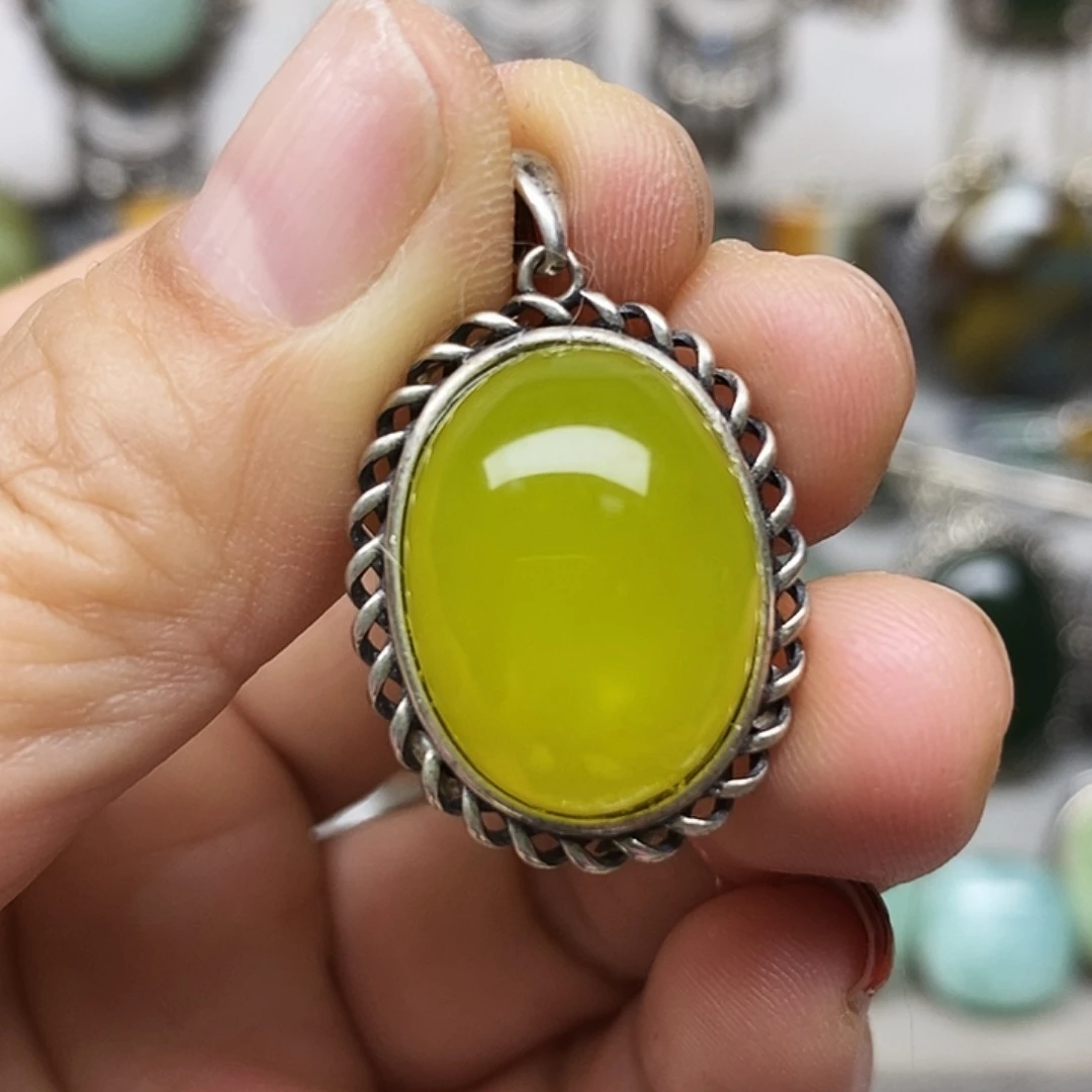 蛇纹石玉银S925镶嵌吊坠