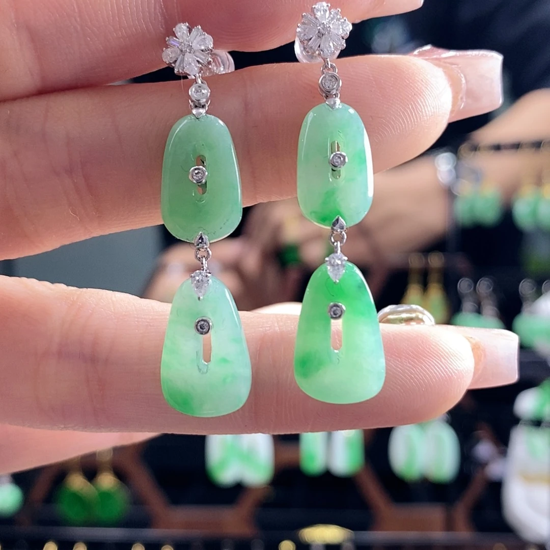 翡翠耳饰18K金镶嵌翡翠