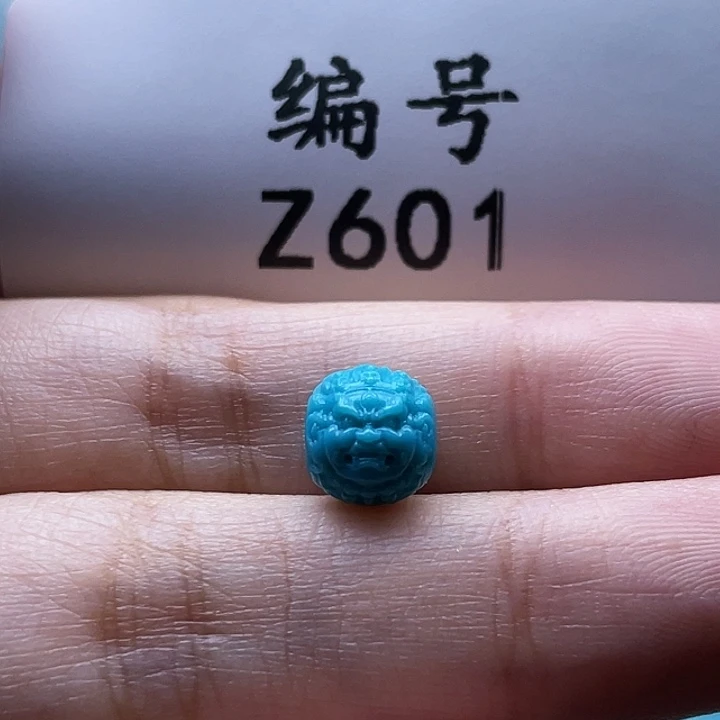 绿松石未镶嵌珠宝奇石7.5*8mm