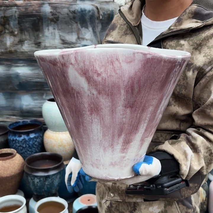 高度28厘米口22厘米