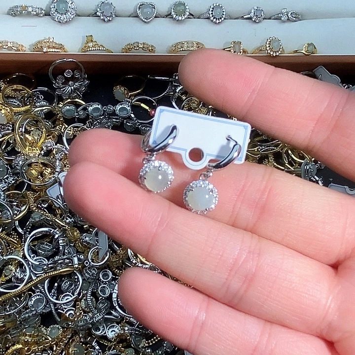 翡翠未镶嵌戒指96